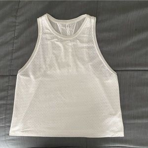 Athleta Ultimate Train Tank (Size Small)